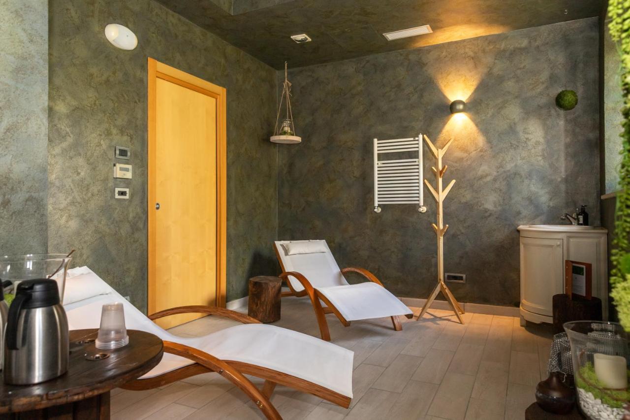Relais Bella Rosina Pool & Spa La Cassa Buitenkant foto